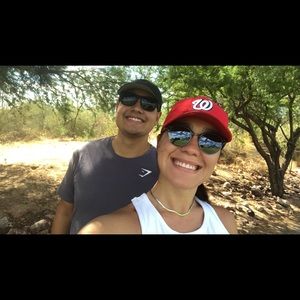 Meet your Posher, Asenada